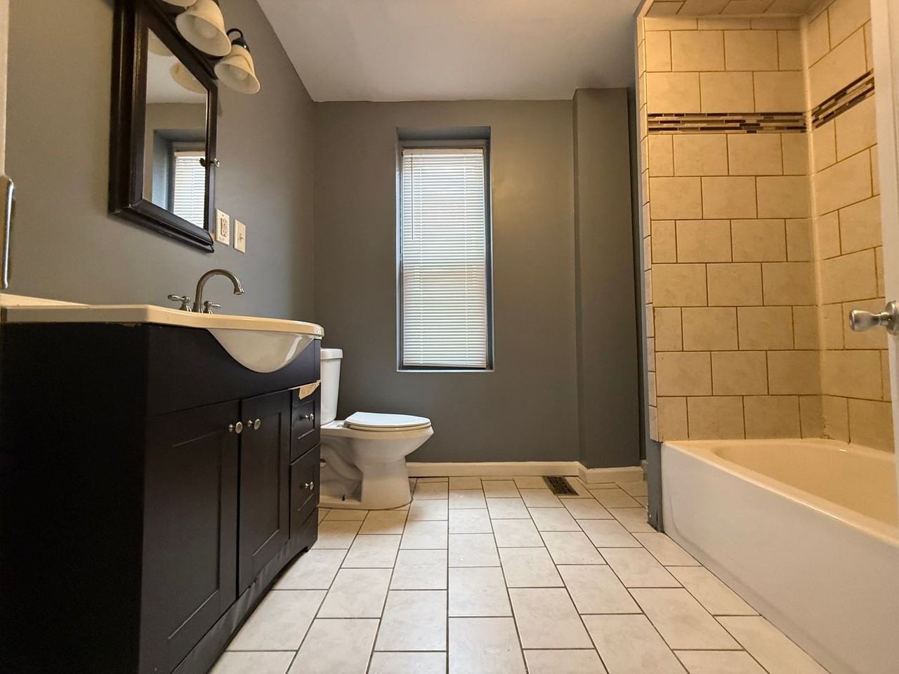 4918 Aspen St - Photo 7 of 10