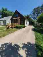 featured image of 446 S 72nd St