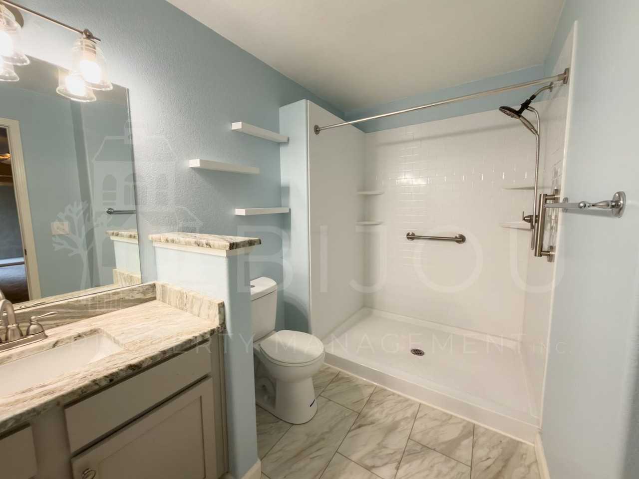 6925 Ash Creek Hts #203 - Photo 7 of 19