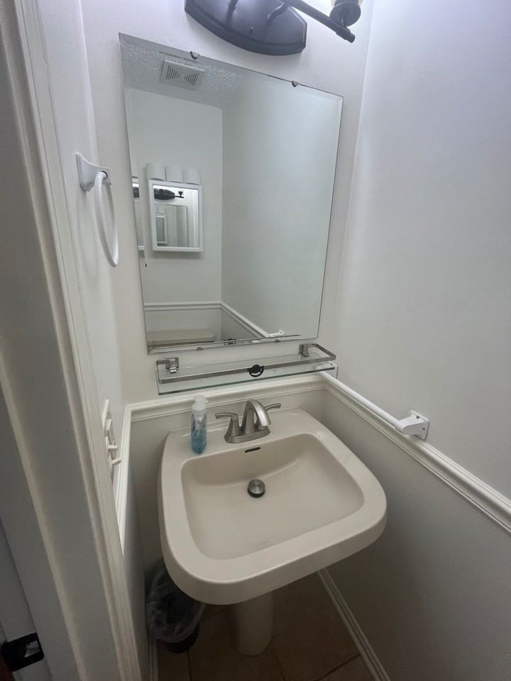 15 Hampton Dr - Photo 6 of 18