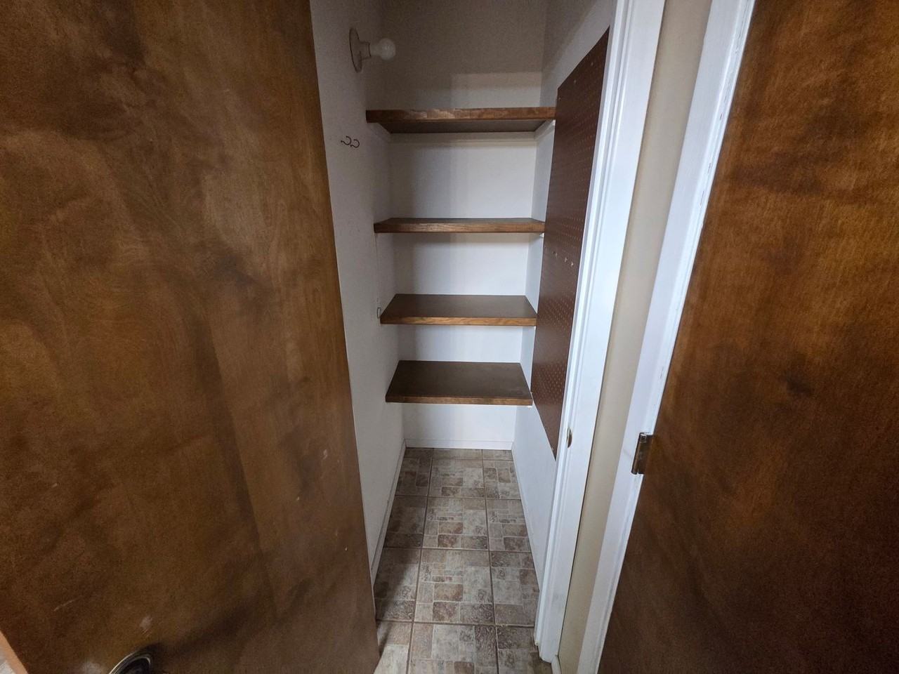 721 Laurelwood Dr - Photo 5 of 20