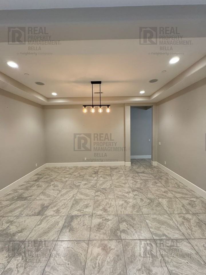 32176 Goldeneye Dr - Photo 4 of 50