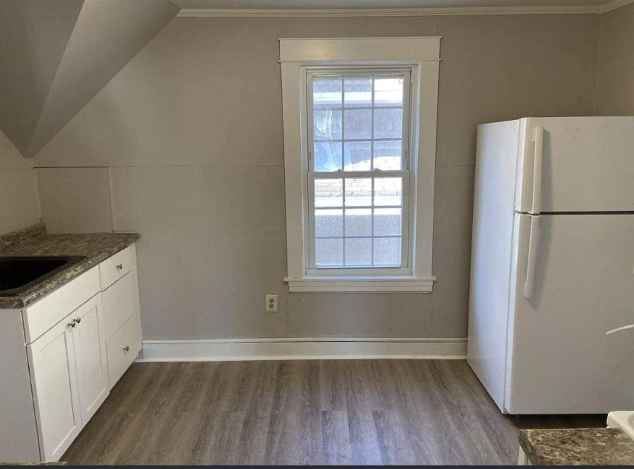 16 Redington St - Photo 7 of 14
