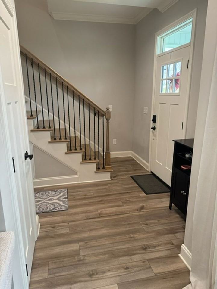 1535 Cherokee Landing Dr - Photo 2 of 45