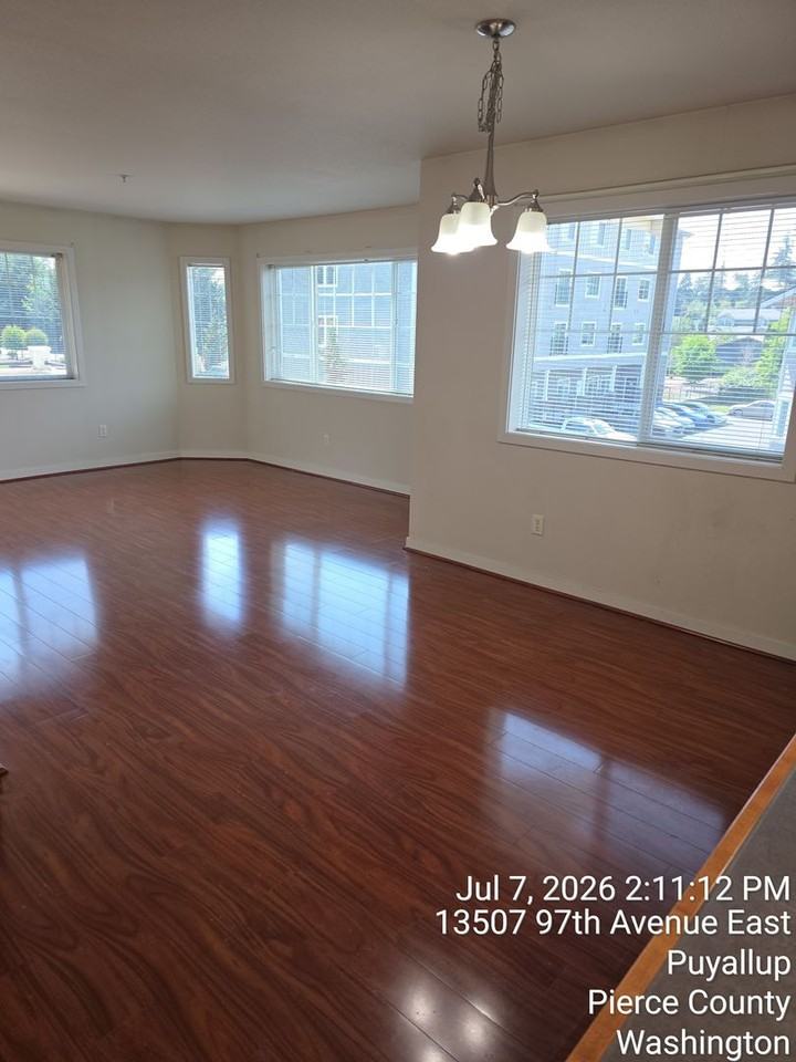 13507 97th Ave E #303 - Photo 7 of 18