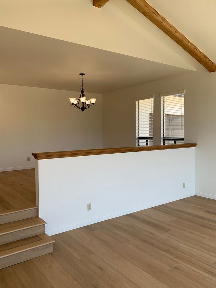 3747 Lincolnwood Dr - Photo 6 of 41