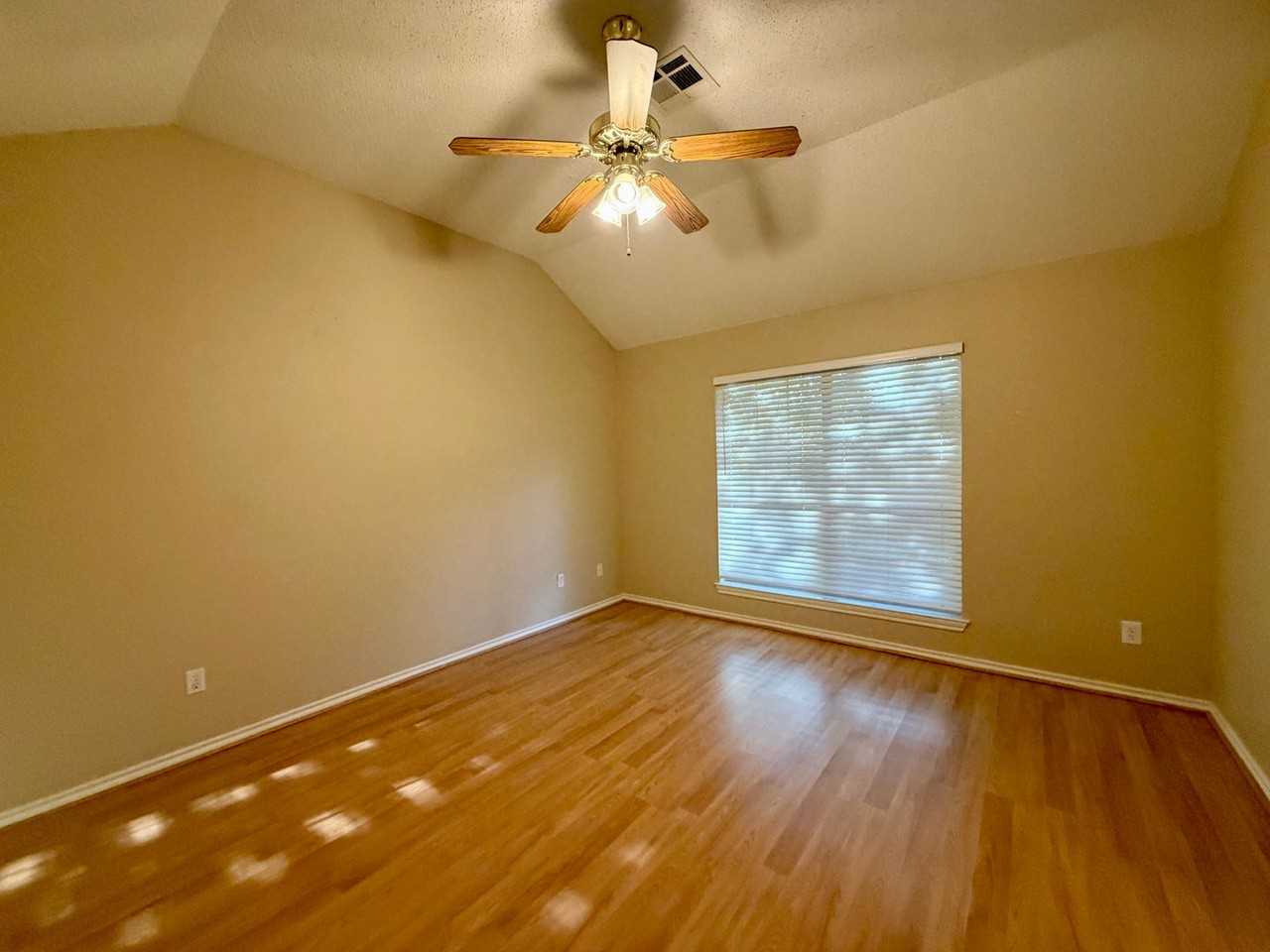 2009 Real Dr - Photo 6 of 14