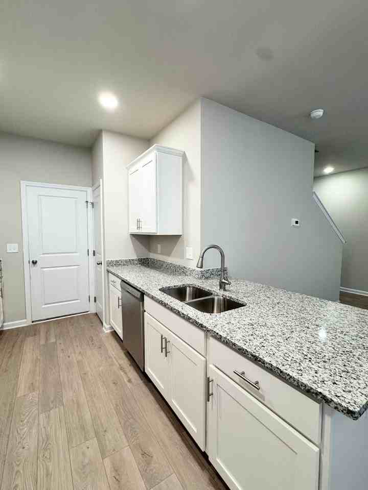 1205 Mccoy St - Photo 6 of 22