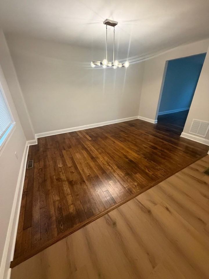 5606 Clearspring Rd - Photo 4 of 26