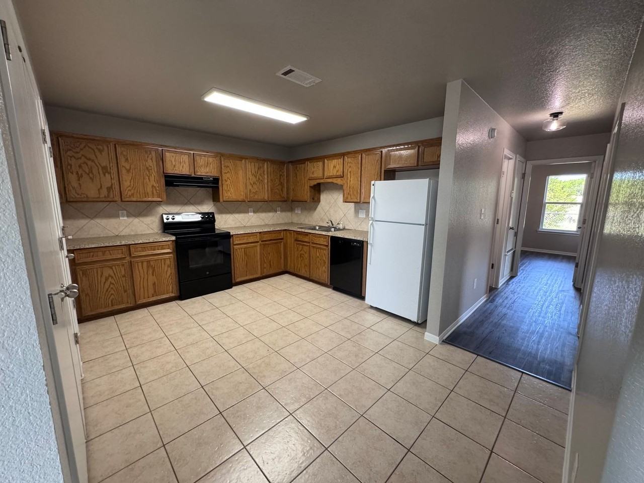 507 Bermuda - Photo 5 of 23
