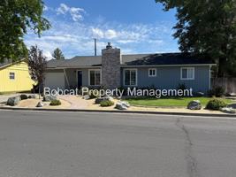 featured image of 1121 Spruce St