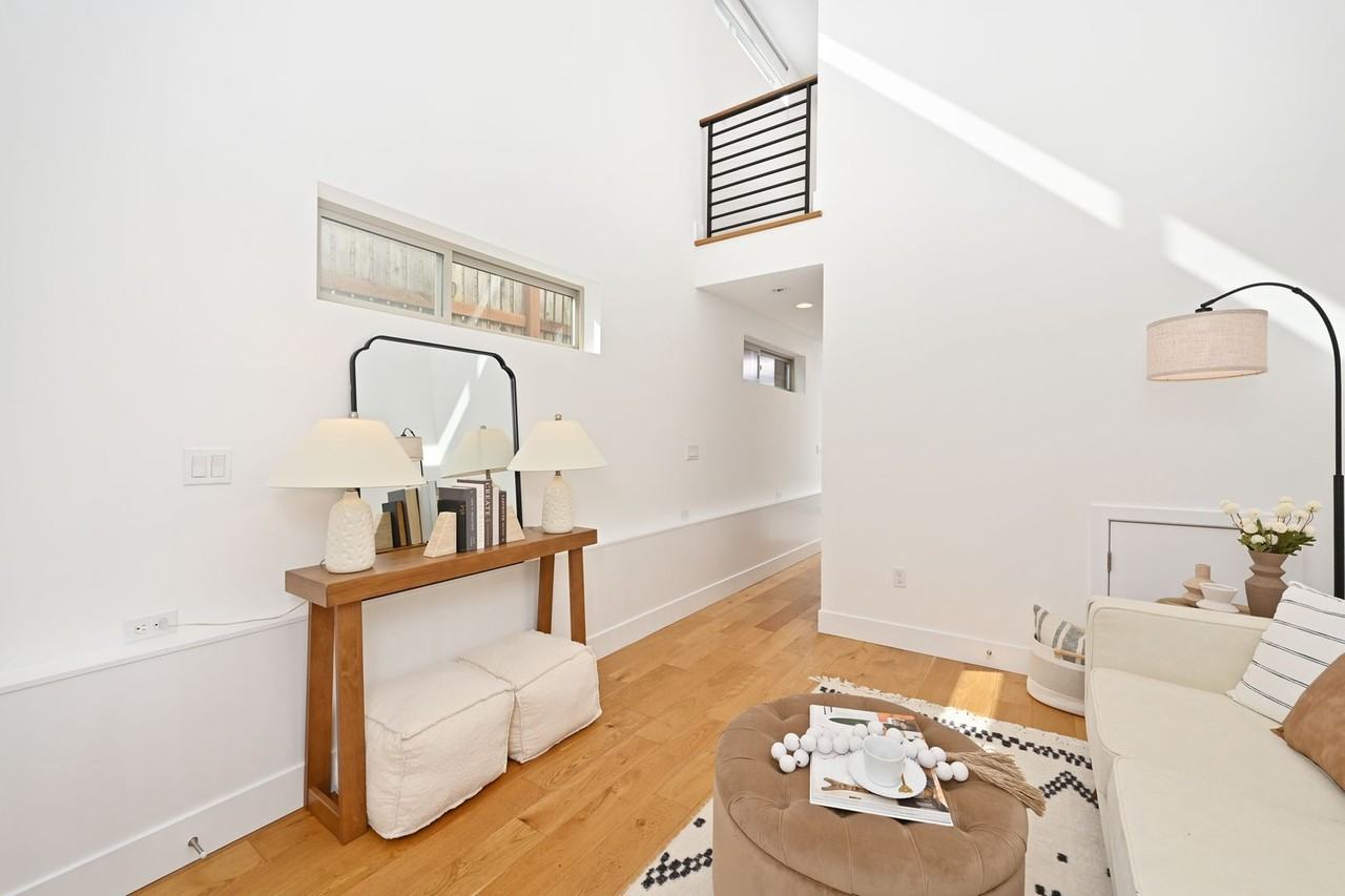 2108 E James St #A - Photo 4 of 30