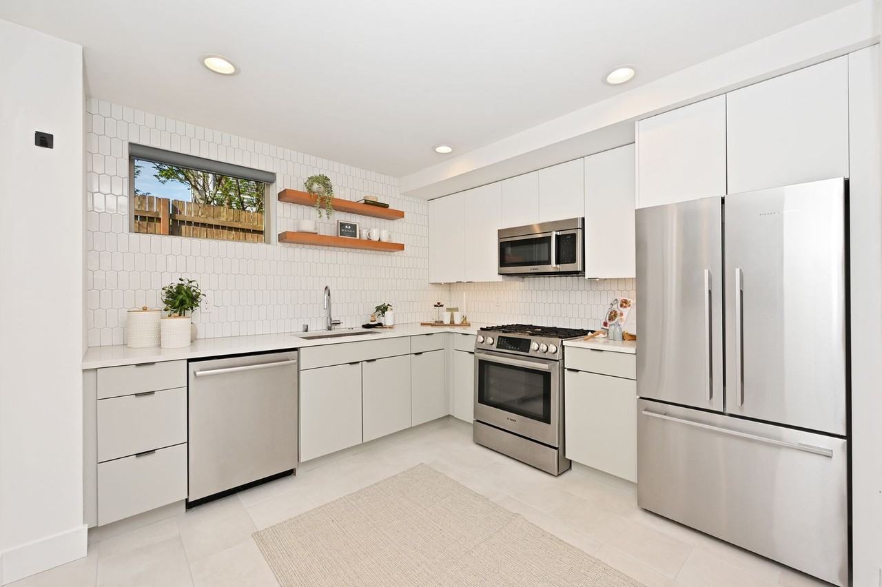 2108 E James St #A - Photo 6 of 30