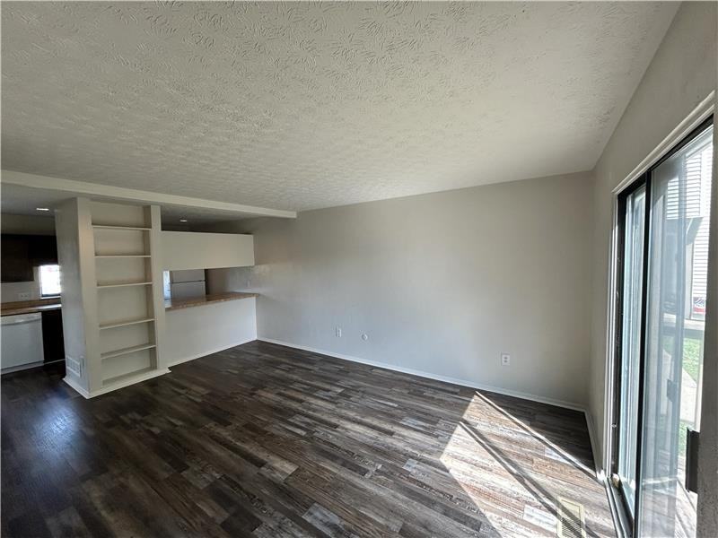 125 Orchard Dr #A - Photo 3 of 7