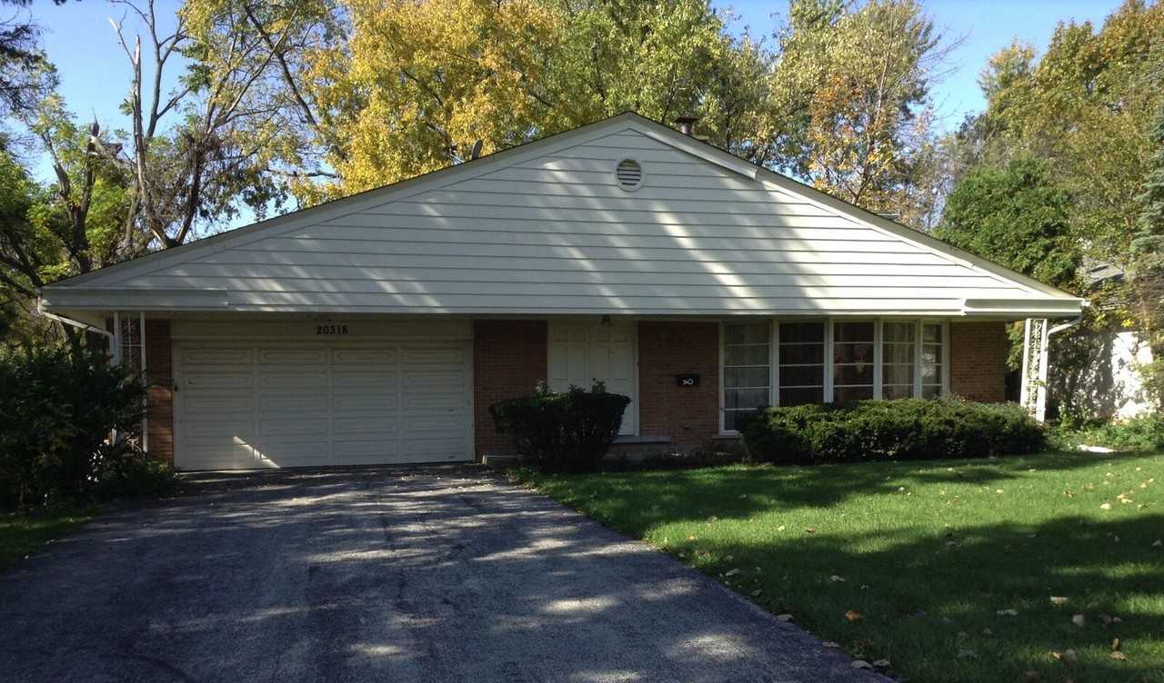 20318 Fairfield Ave - Photo 2 of 14