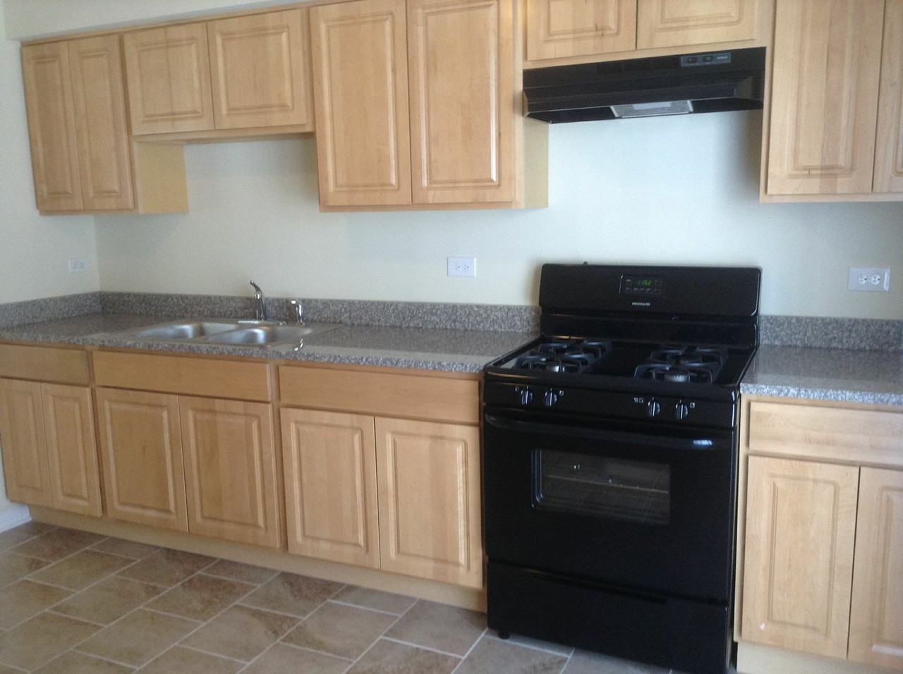 20318 Fairfield Ave - Photo 3 of 14