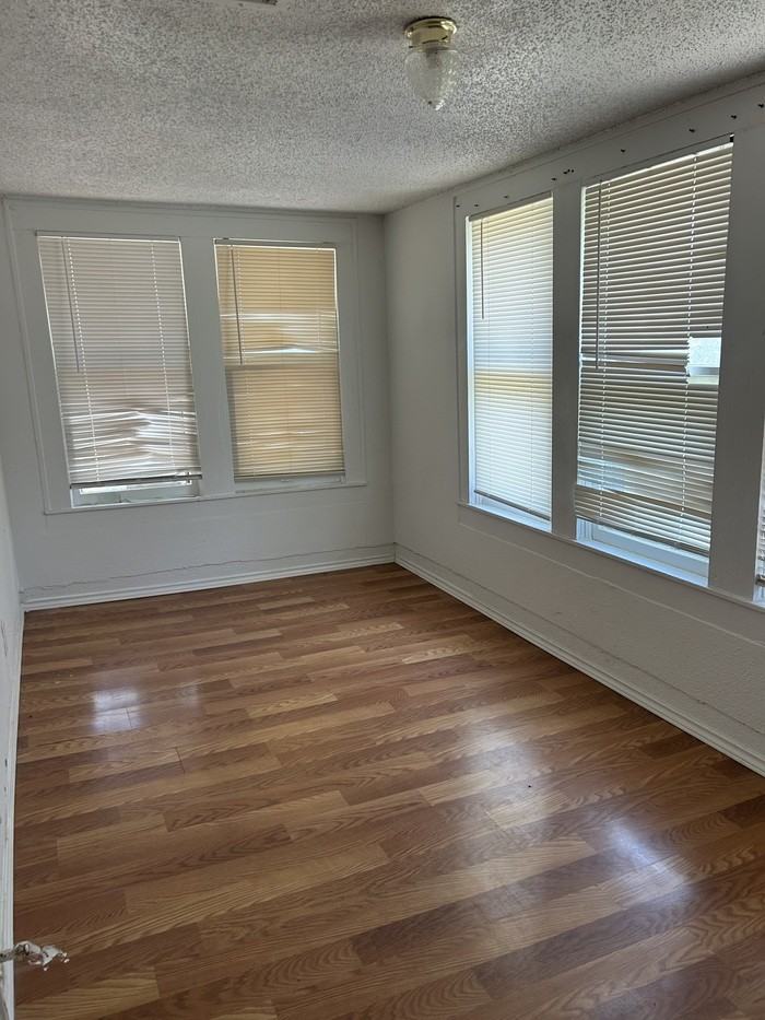 3634 Avenue N - Photo 6 of 13