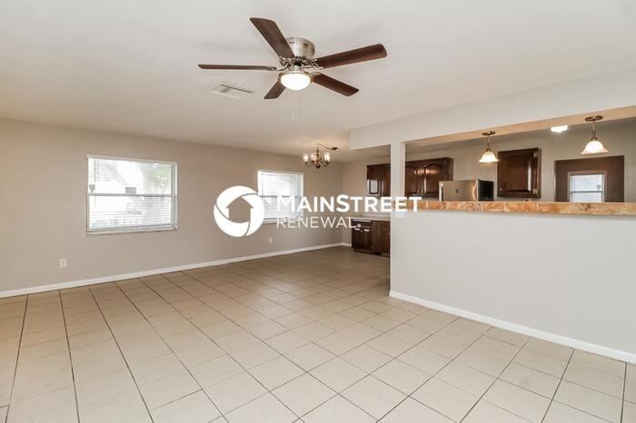 2951 Portsmouth St - Photo 4 of 16