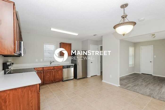 4300 Bent Oaks Dr - Photo 7 of 17