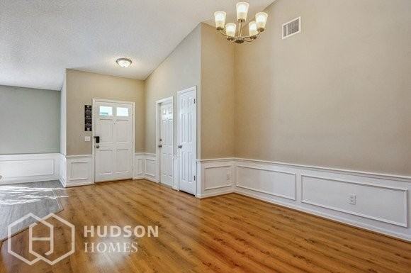 3119 Sean Way - Photo 4 of 18