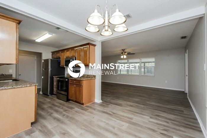 1242 Linton Ave - Photo 4 of 15
