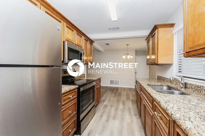 1242 Linton Ave - Photo 5 of 15