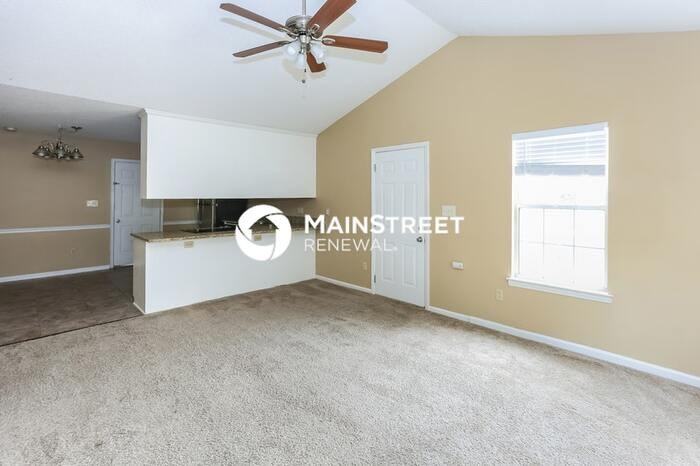 4800 Farmview Dr - Photo 7 of 16