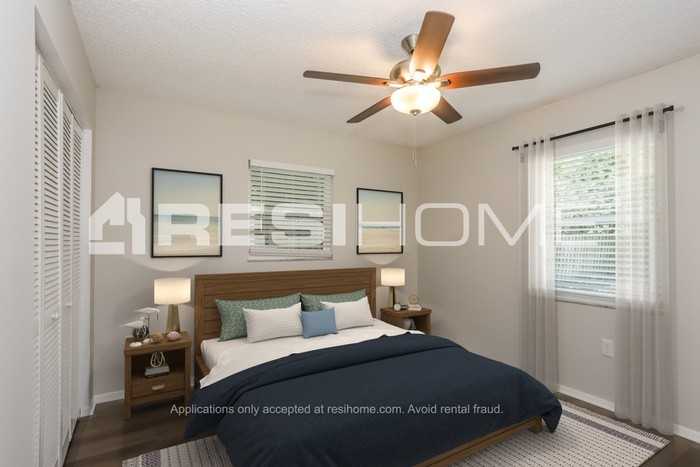 104 51st St W - Photo 7 of 18