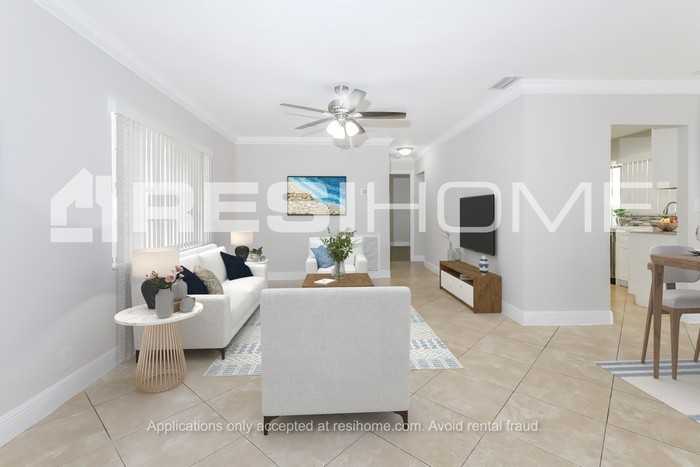 9940 Spanish Isles Dr - Photo 7 of 21