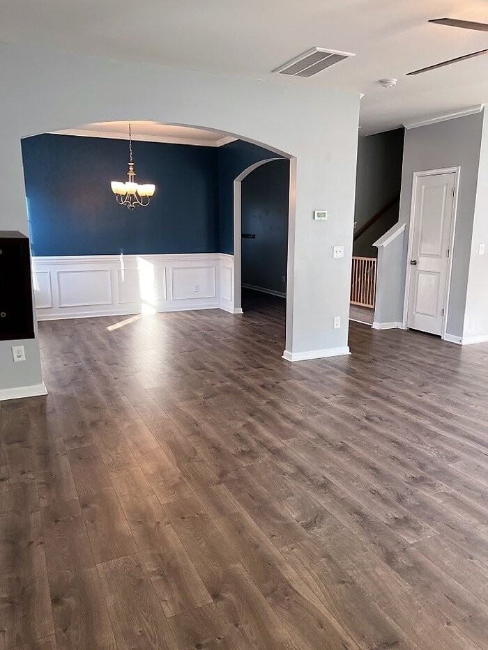 300 Bracken Fern Rd - Photo 4 of 21