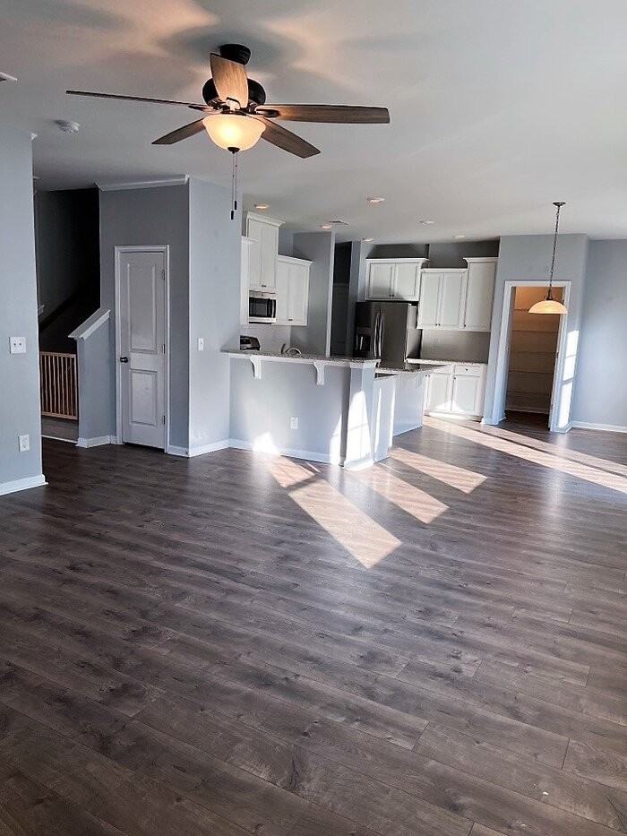 300 Bracken Fern Rd - Photo 6 of 21