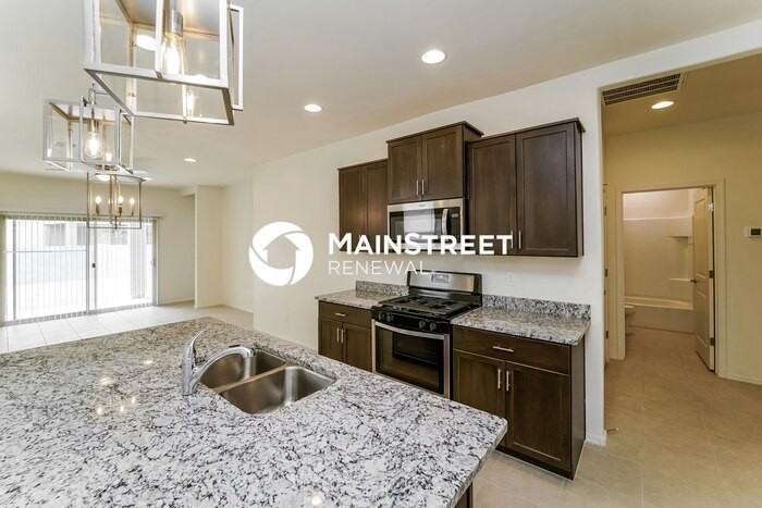 10707 W Dickerson Dr - Photo 6 of 16