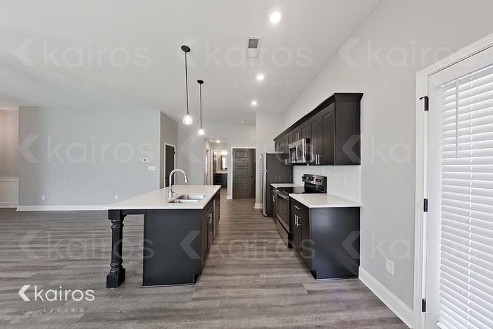 126 Allentown Way - Photo 7 of 19