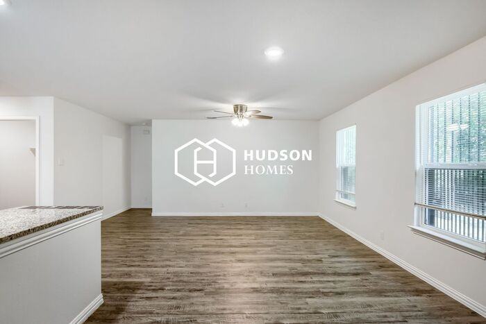 458 Corliss - Photo 3 of 14