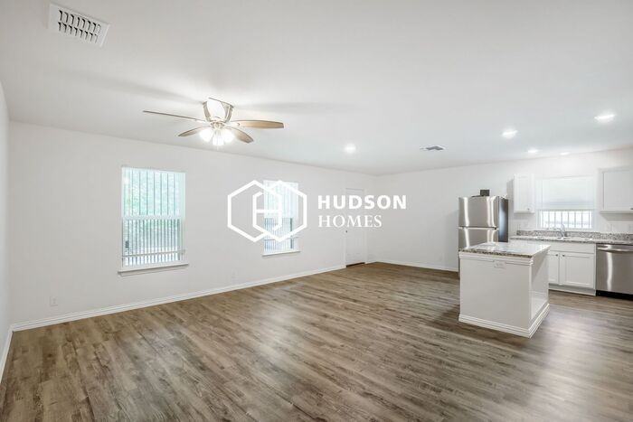 458 Corliss - Photo 4 of 14