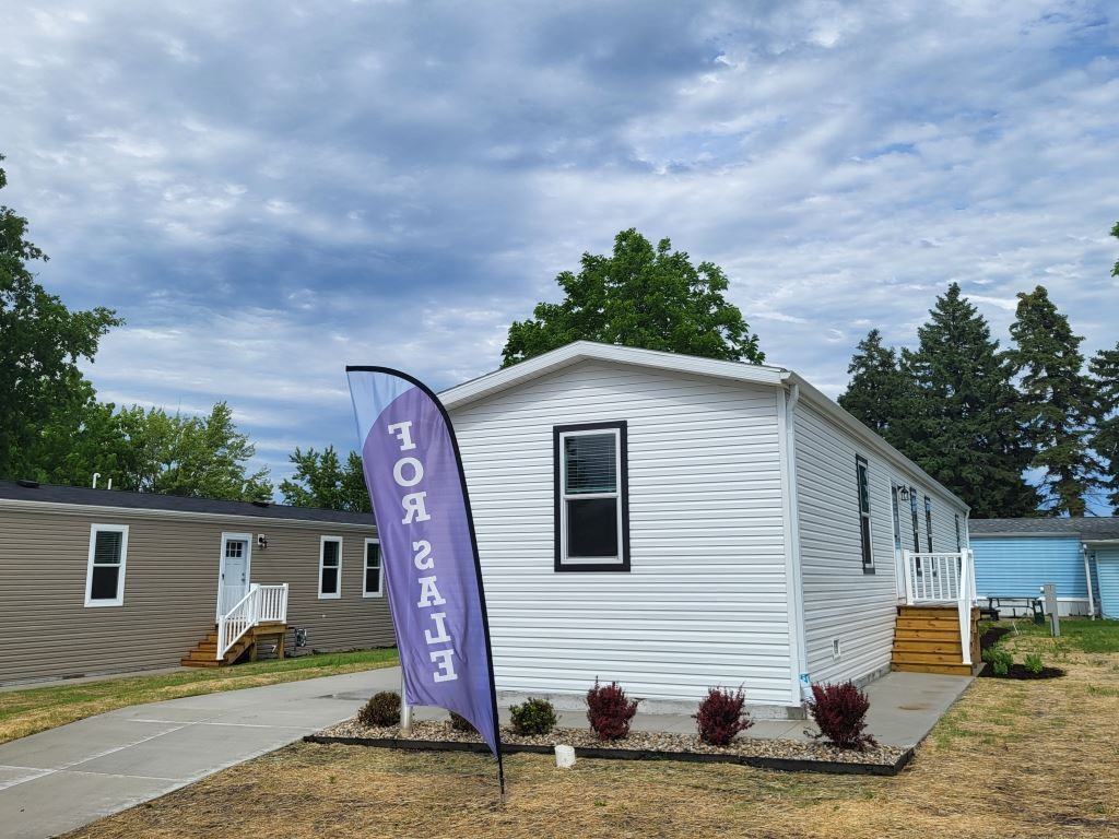 7801 88th Ave Lot 62 - Photo 3 of 24