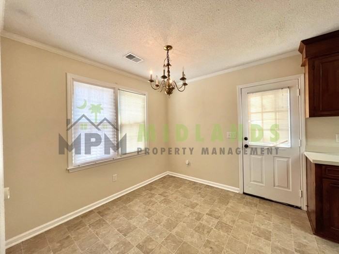 200 Cranewater Dr - Photo 6 of 43
