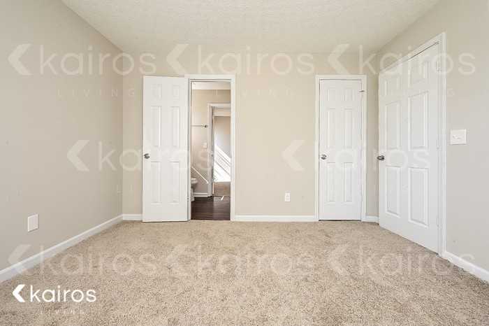 835 Ashley Ln - Photo 7 of 19