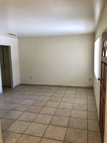 4530 E Fairmount St #2 - Photo 4 of 10