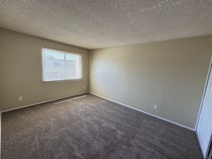 4775 W Palo Verde Dr - Photo 4 of 12