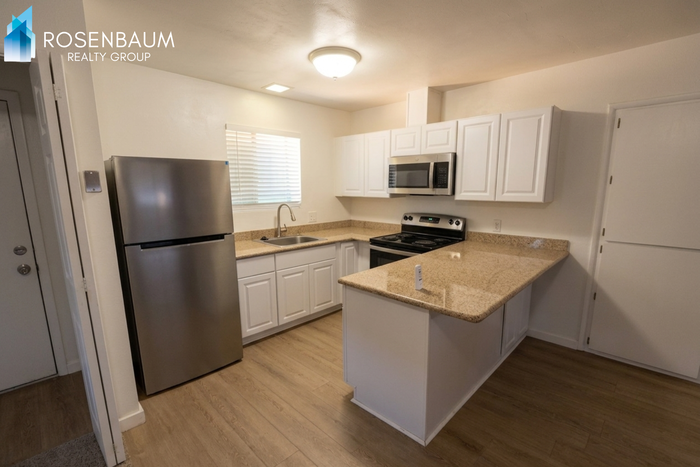 3016 N Yavapai Rd E #A - Photo 3 of 8