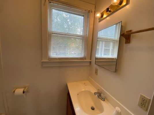 520 Oak St #1 - Photo 7 of 7