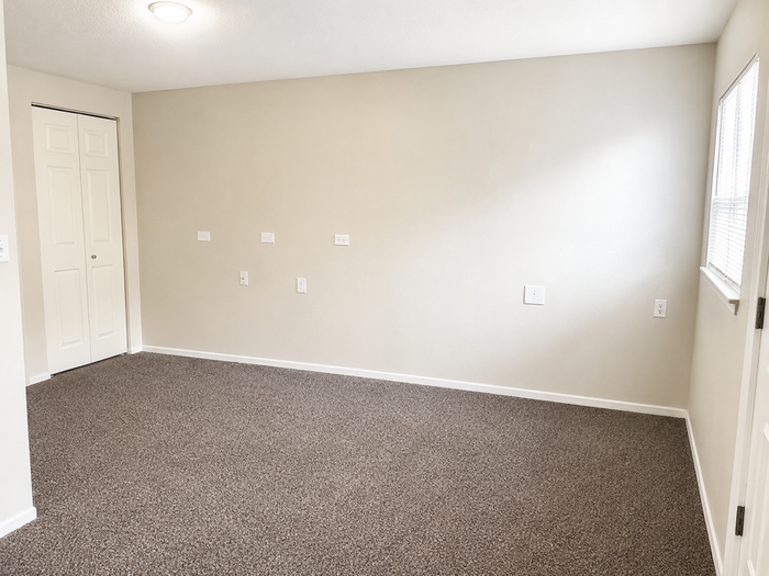 2835 N Oak Harbor Rd - Photo 2 of 6