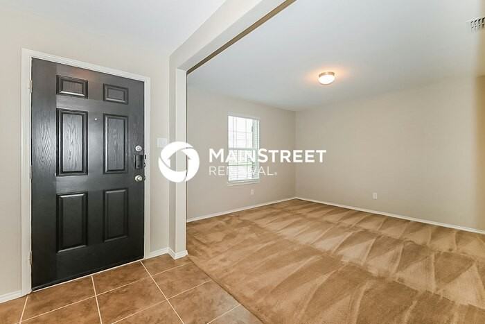1012 Rio Frio Dr - Photo 4 of 17