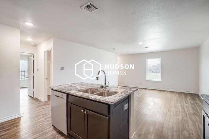 808 Walnut Ave - Photo 6 of 14