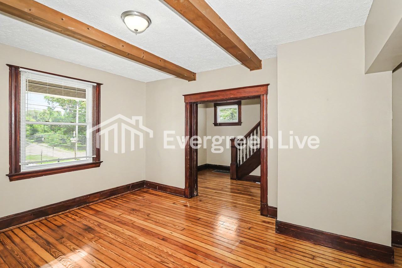 3742 Dina Ave - Photo 4 of 15
