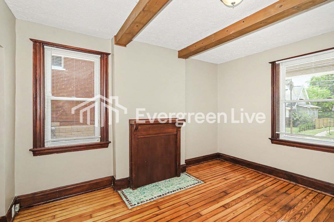 3742 Dina Ave - Photo 5 of 15