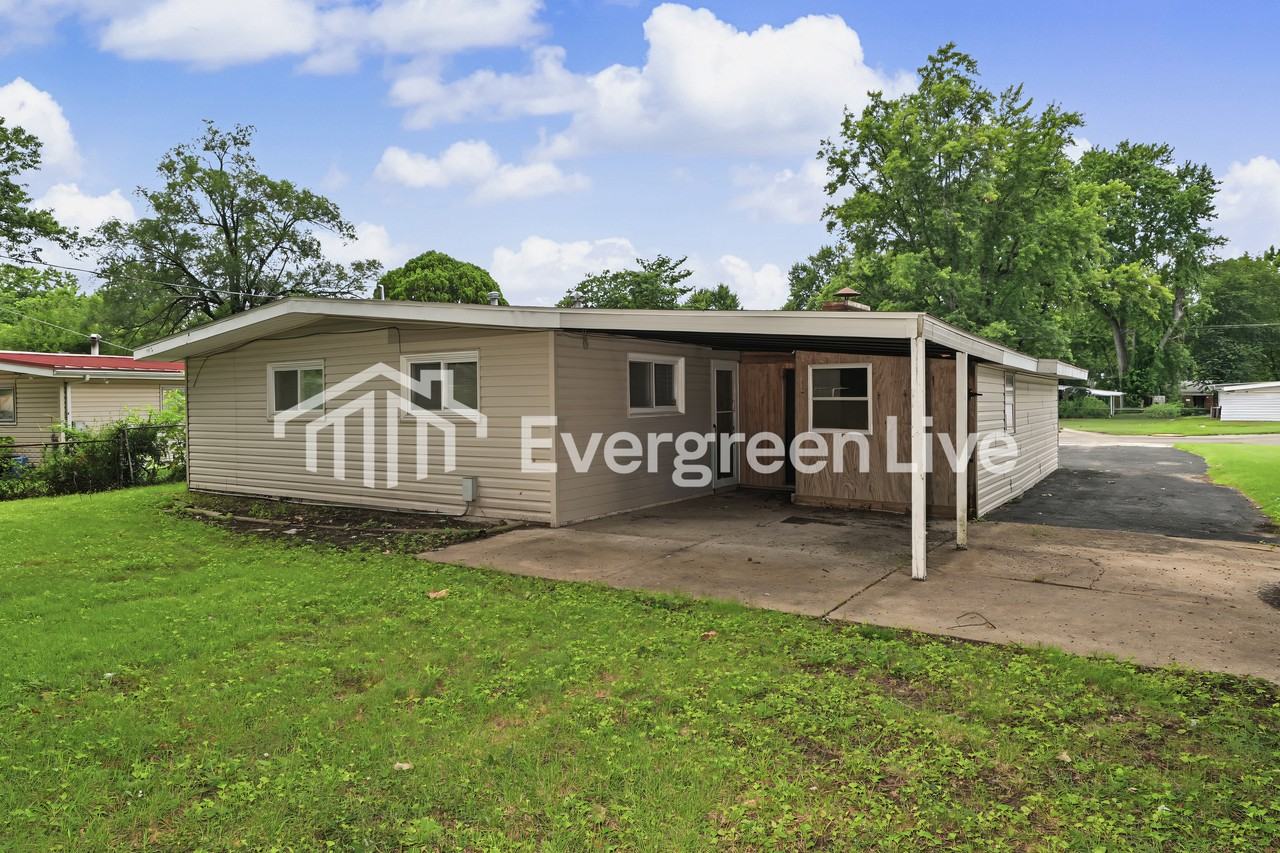 70 Taney Dr - Photo 3 of 18