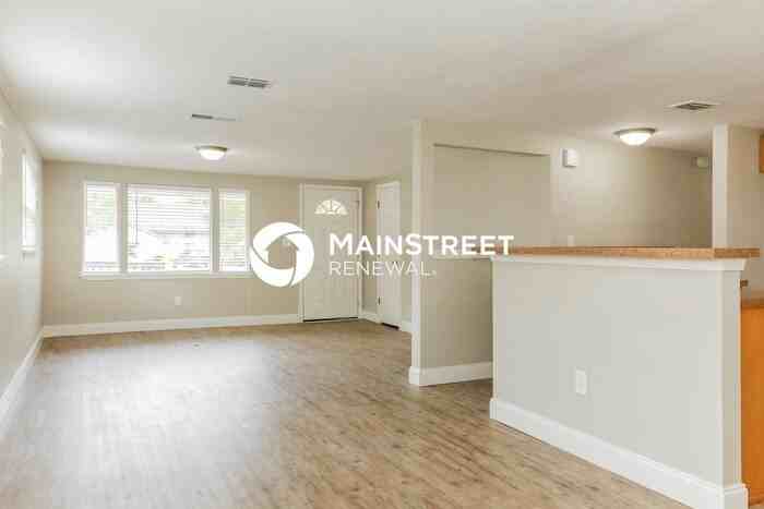 5181 Tan St - Photo 3 of 16