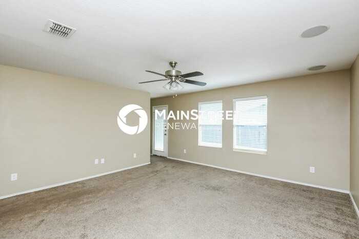 4913 Water Ridge Ln - Photo 3 of 16